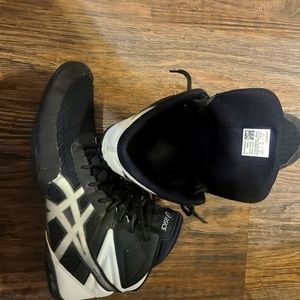 ASICS mens wrestling matflex size 13